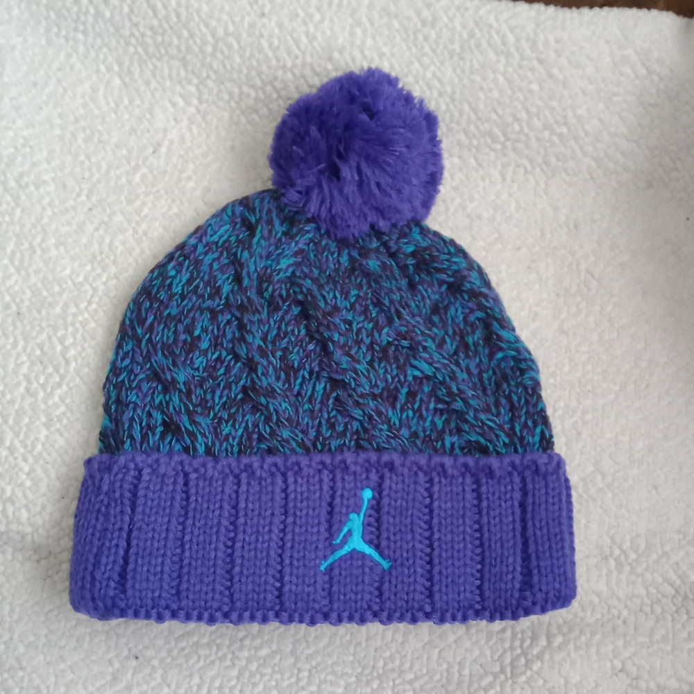 NIKE Jordan Jumpman Cable Knit Pom Beanie One Size